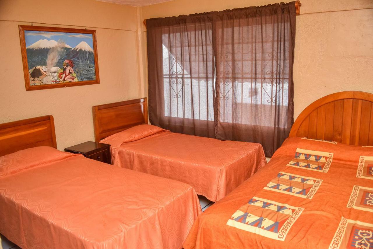 Hotel Gaby Inn Zihuatanejo Bagian luar foto