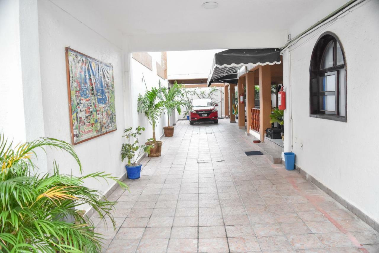 Hotel Gaby Inn Zihuatanejo Bagian luar foto